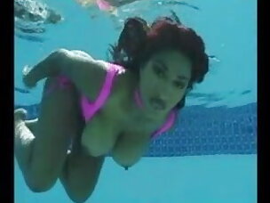 Underwater Porn Tube